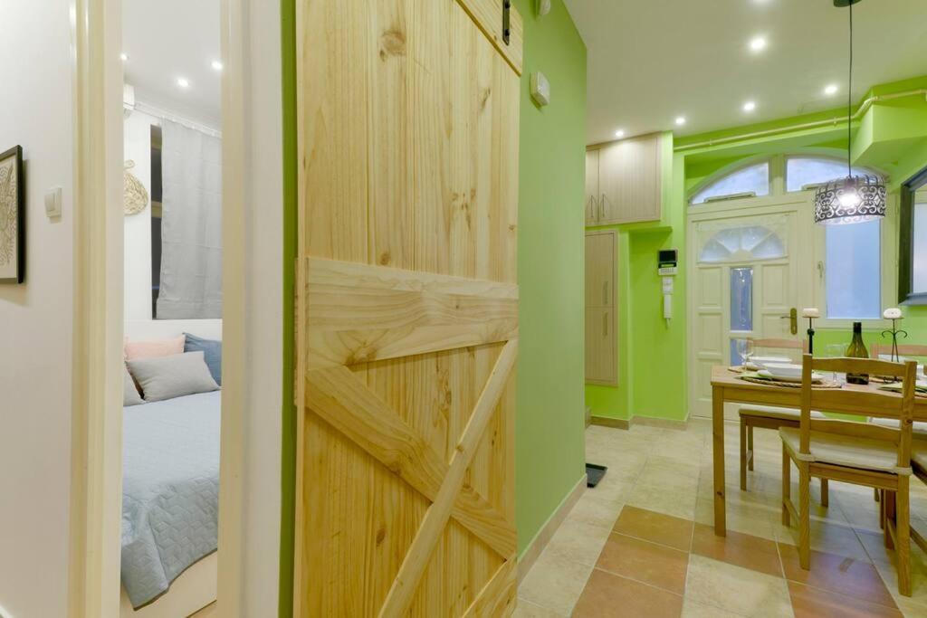 Ferienwohnung Downtown Island Of Peace By Nw Budapest Exterior foto