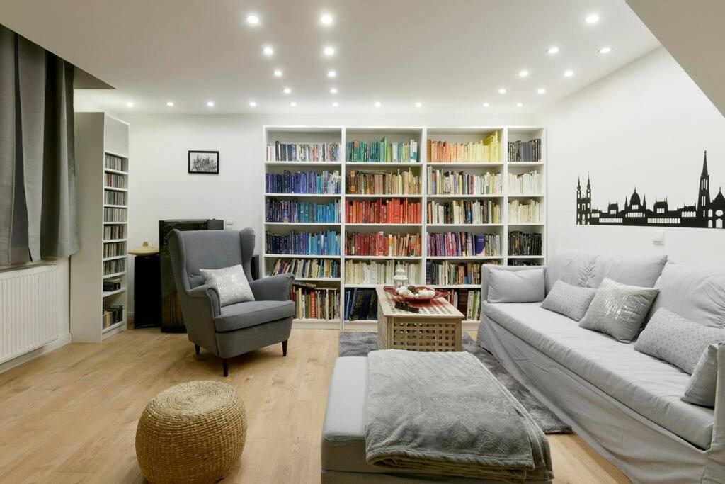 Ferienwohnung Downtown Island Of Peace By Nw Budapest Exterior foto