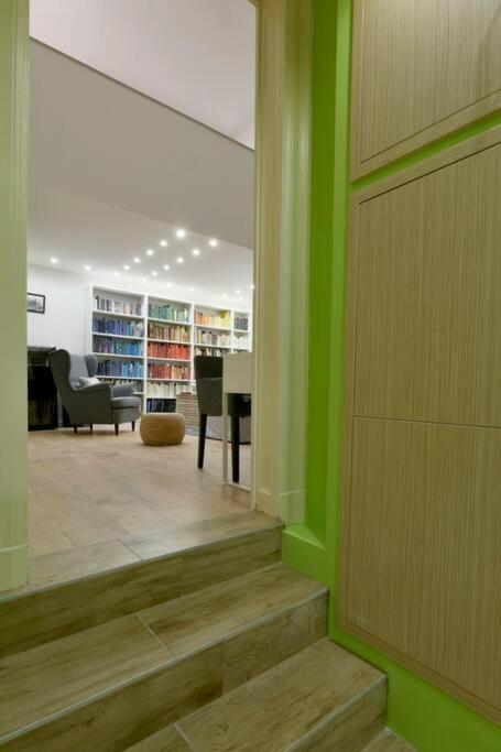 Ferienwohnung Downtown Island Of Peace By Nw Budapest Exterior foto